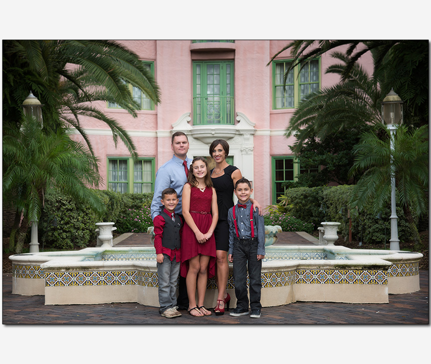 family by fountain The Vinoy Renaissance Hotel